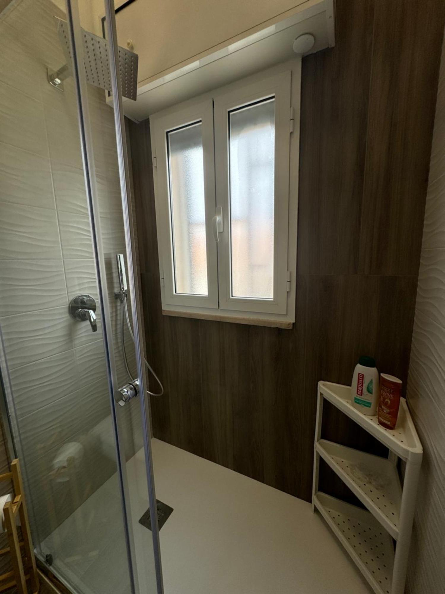 Casa Vacanze La Perla Rara Taranto Exteriör bild