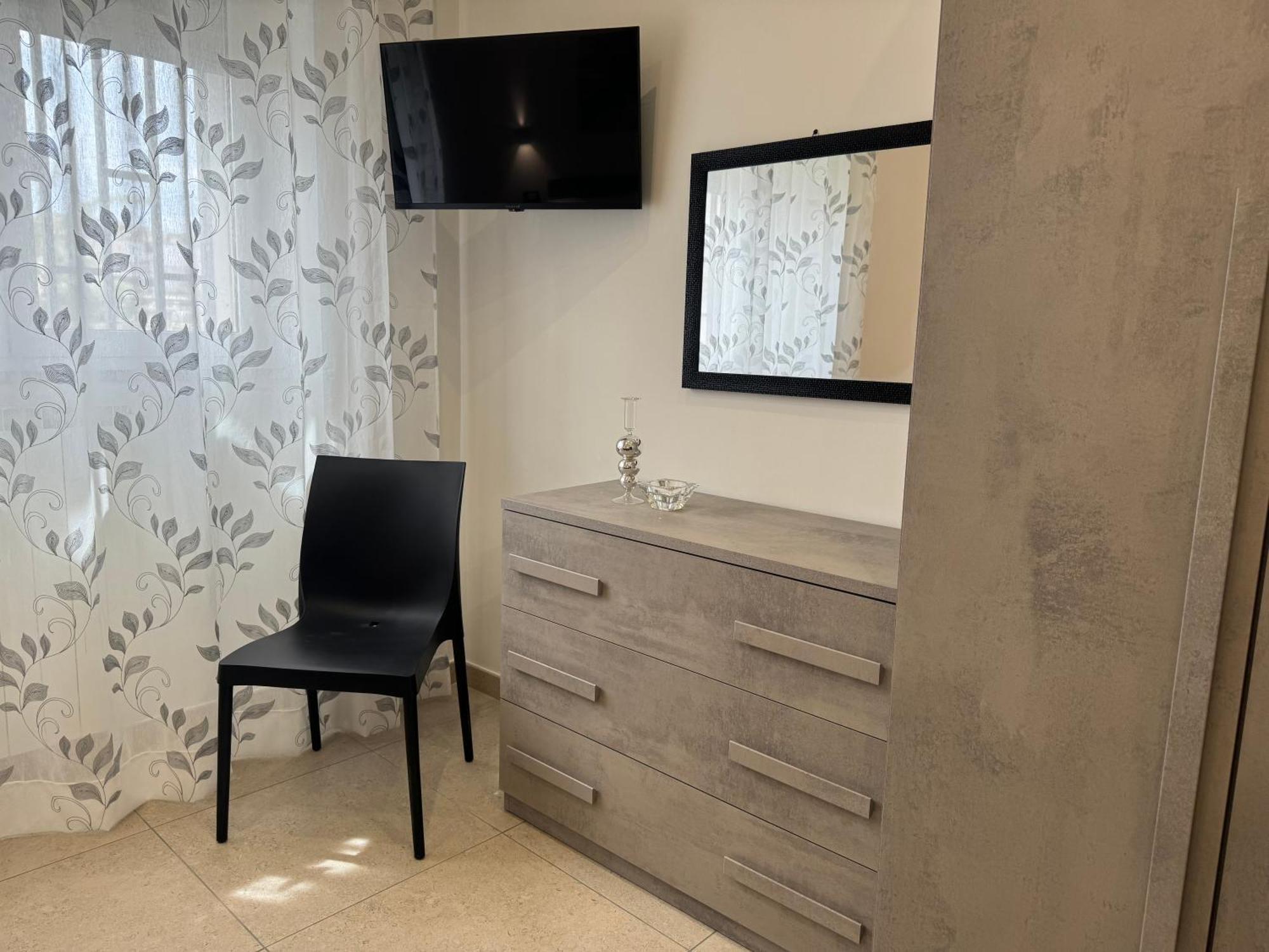Casa Vacanze La Perla Rara Taranto Exteriör bild